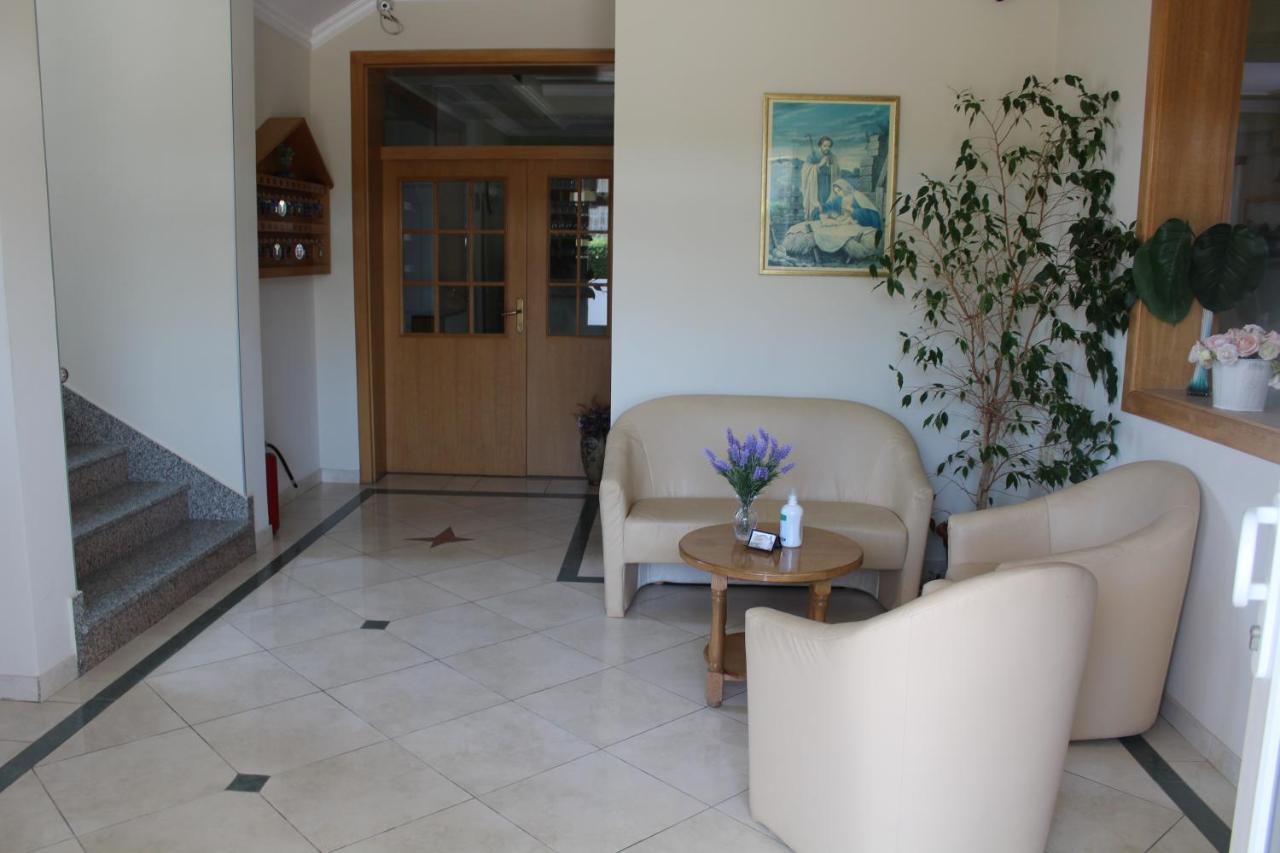 Pansion Nikica Kozina Bed and Breakfast Međugorje Eksteriør billede